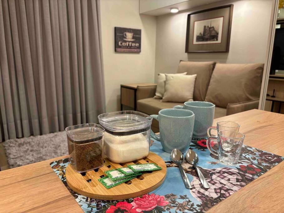 Studio Moderno Ap 52 Soho Life Curitiba Luaran gambar